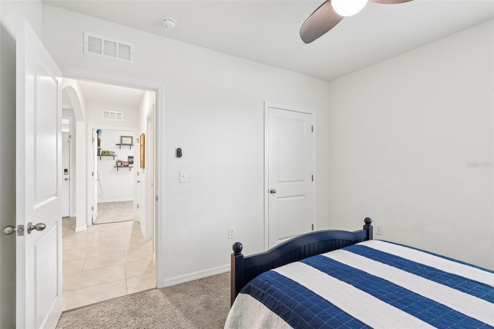 Image 26 of 32 For 15825 Mauvewood Avenue