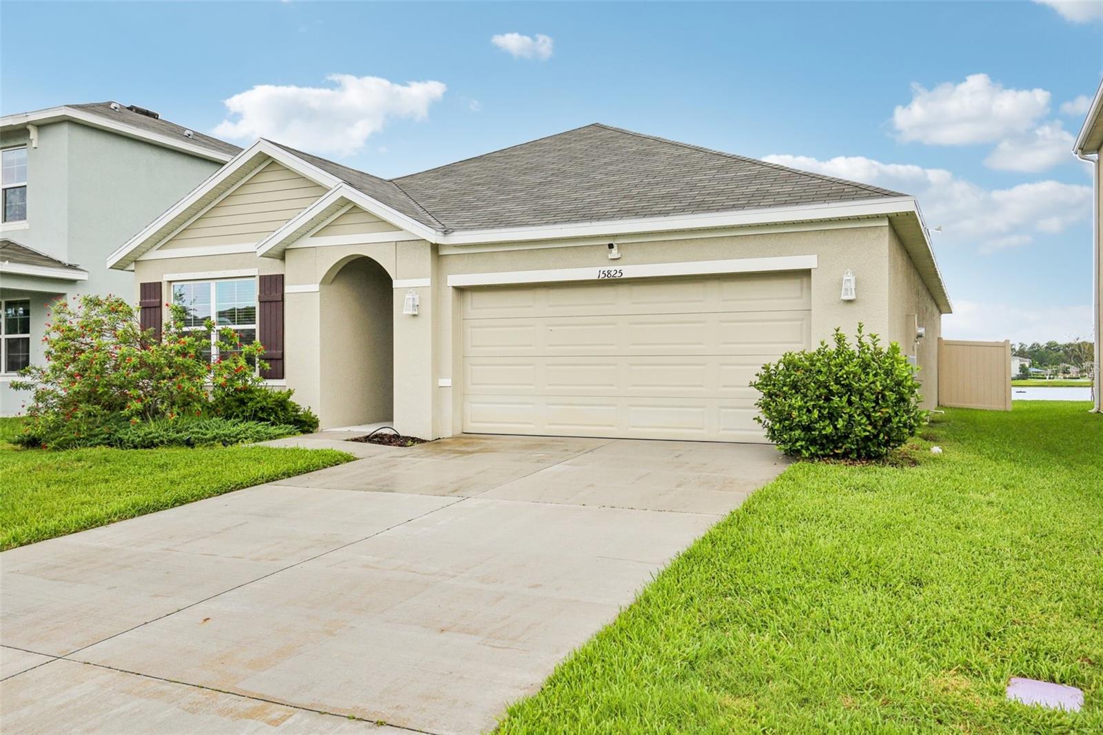 Image 3 of 32 For 15825 Mauvewood Avenue