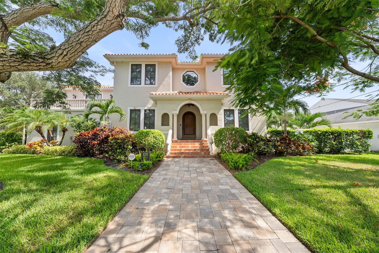 Image 2 of 86 For 420 Riviera Drive