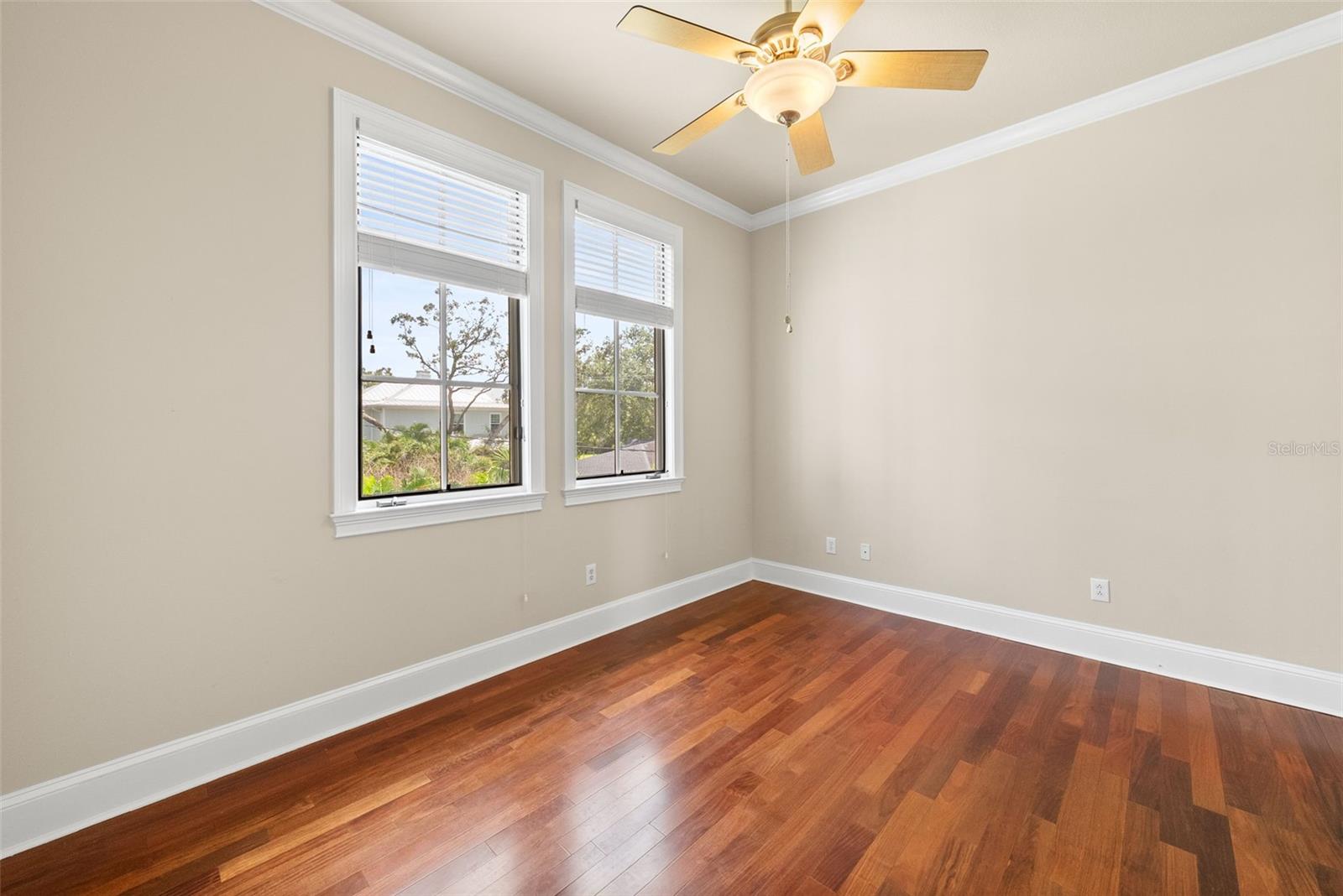 Image 29 of 86 For 420 Riviera Drive