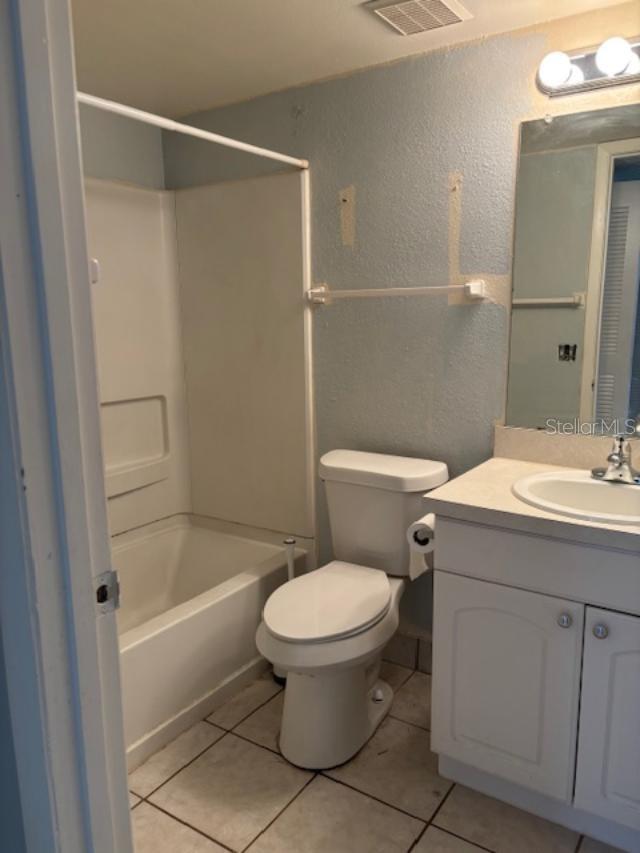 Image 12 of 19 For 2690 Coral Landings Boulevard 333