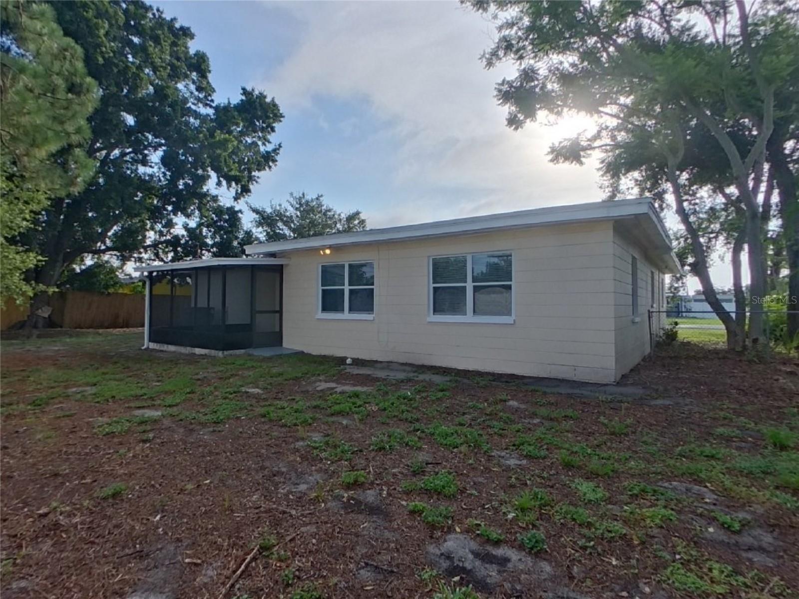 Image 16 of 17 For 6297 20th Street S