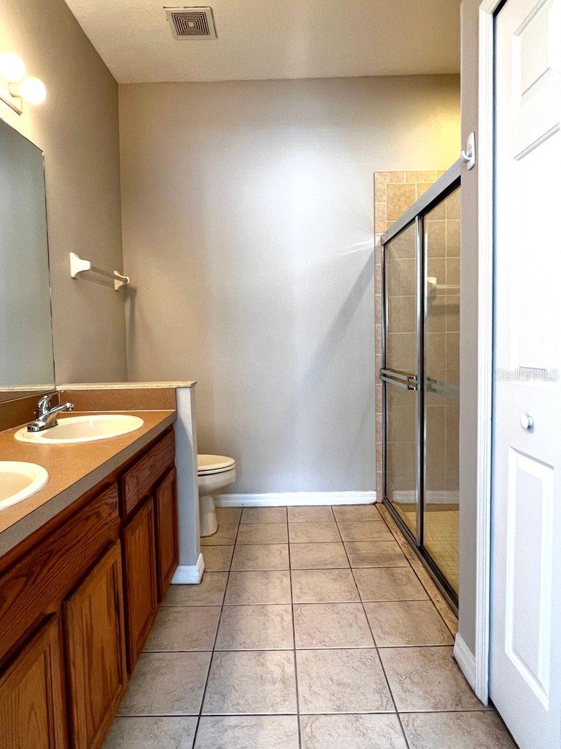 Image 21 of 23 For 18838 New Passage Boulevard