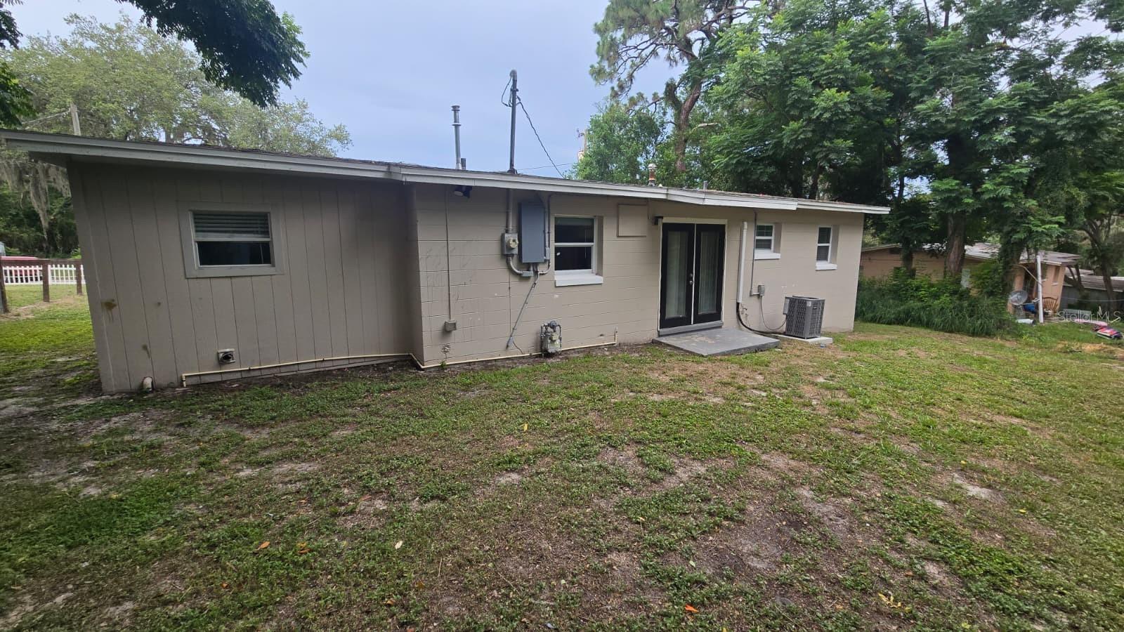 Image 10 of 11 For 309 Areca Street
