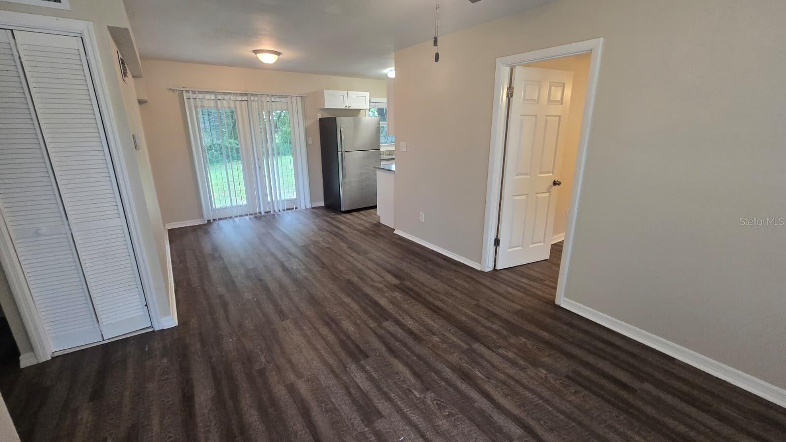 Image 2 of 11 For 309 Areca Street