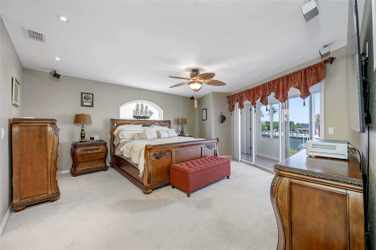 Image 28 of 90 For 861 Symphony Isles Boulevard