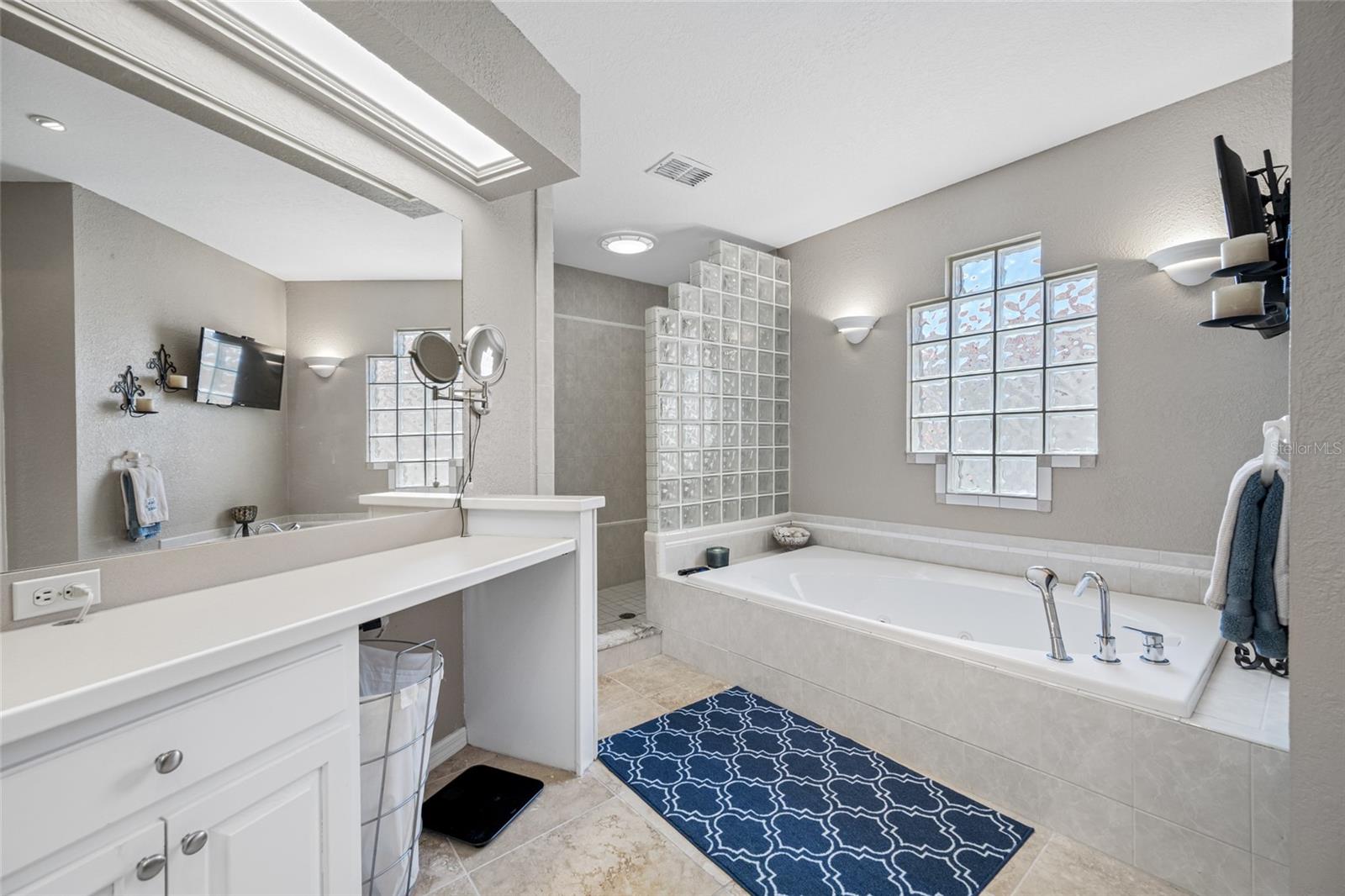 Image 34 of 90 For 861 Symphony Isles Boulevard