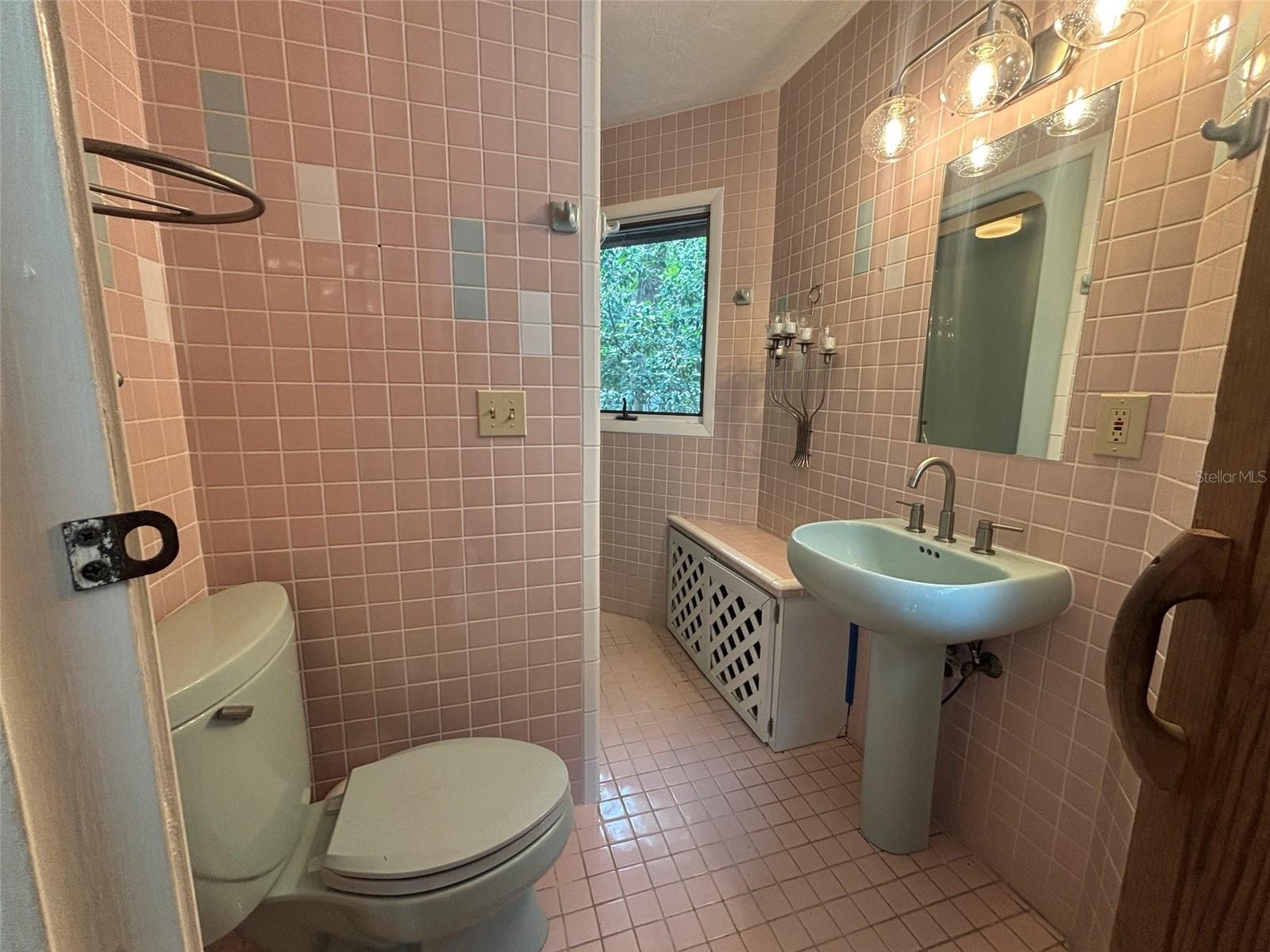 Listing photo id 41 for 750 Snug Harbor Road