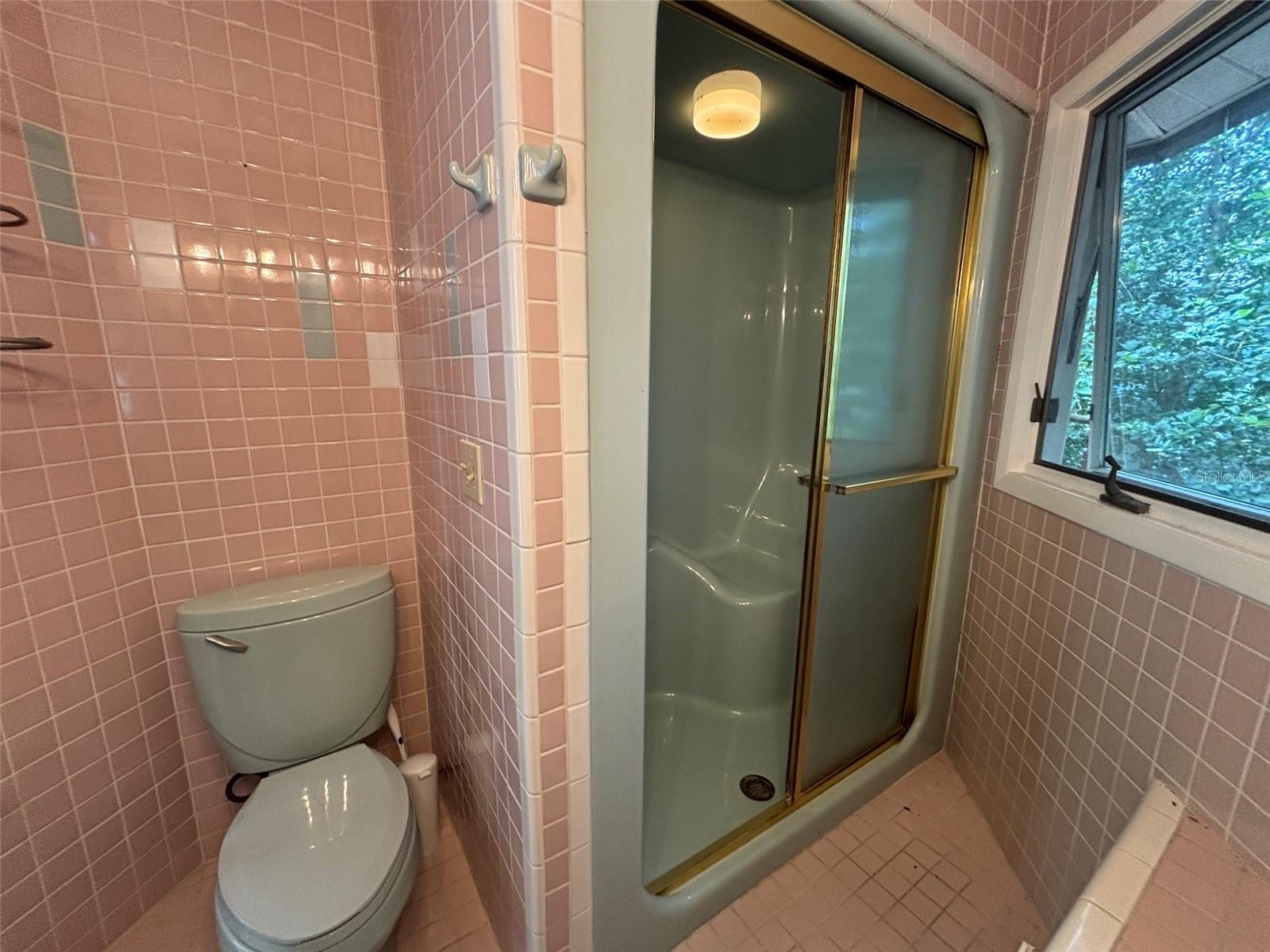 Listing photo id 42 for 750 Snug Harbor Road