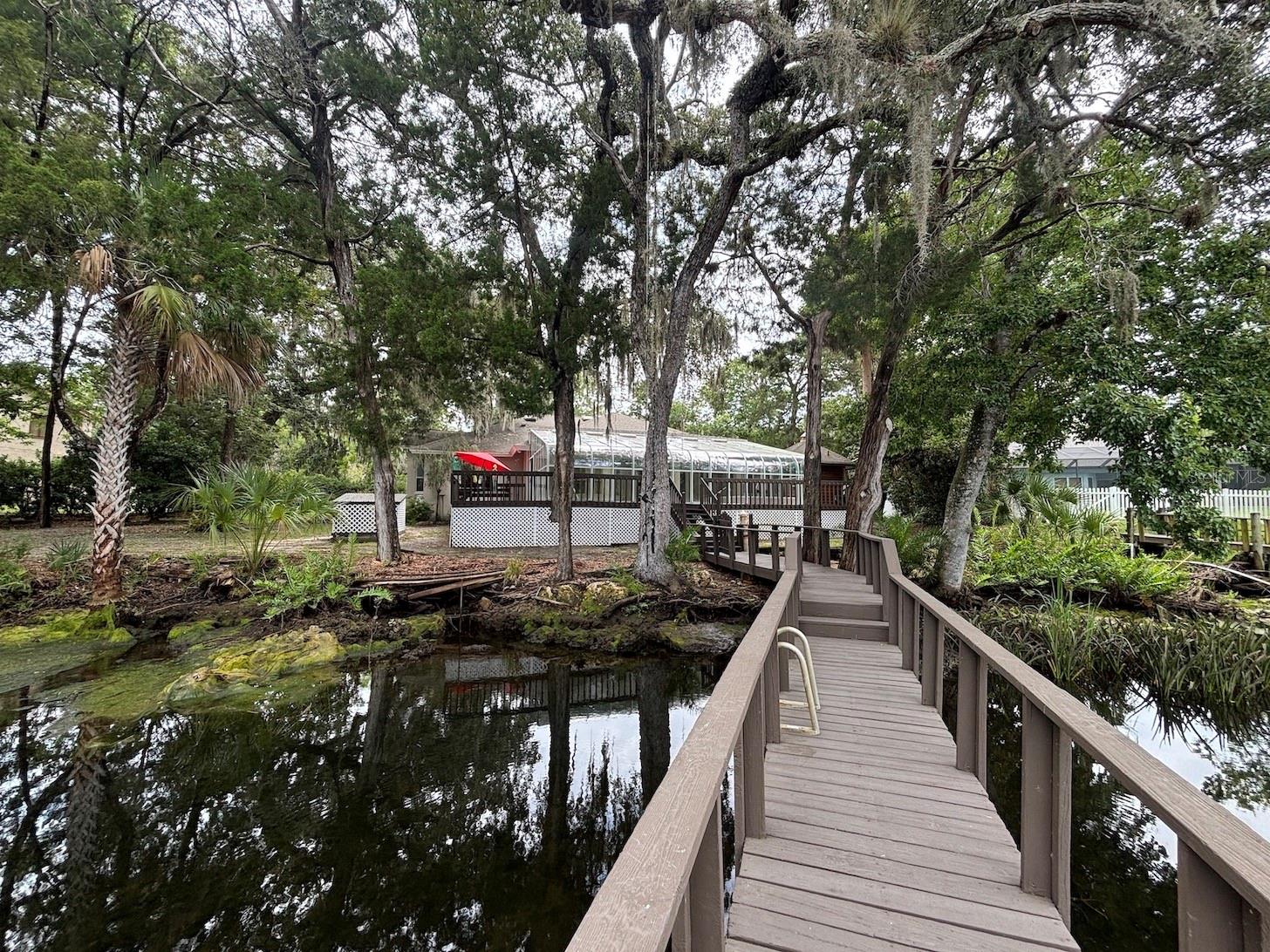 Listing photo id 6 for 750 Snug Harbor Road