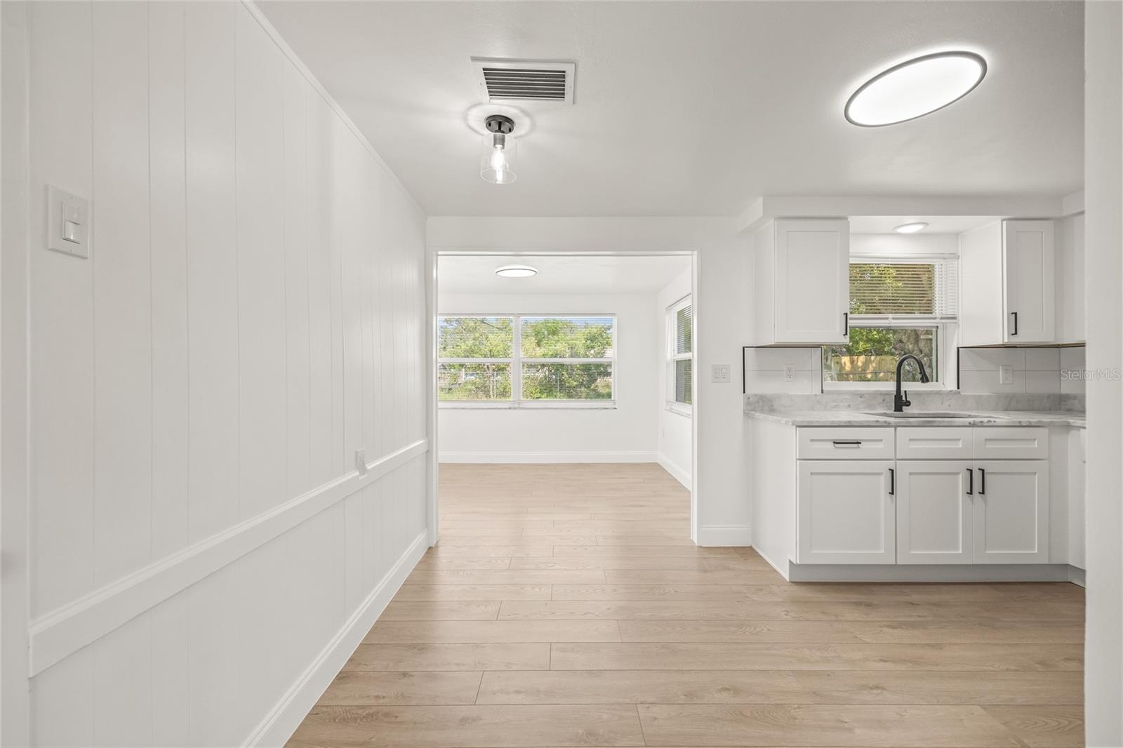 Image 10 of 31 For 4648 Jacqueline Drive