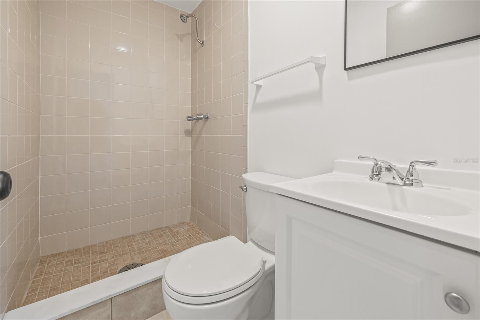 Image 24 of 31 For 4648 Jacqueline Drive