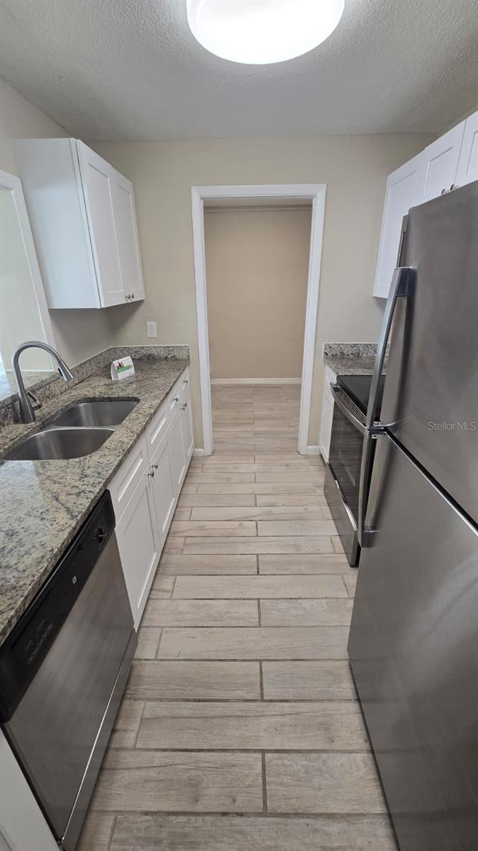 Image 2 of 15 For 1496 Belcher Road S