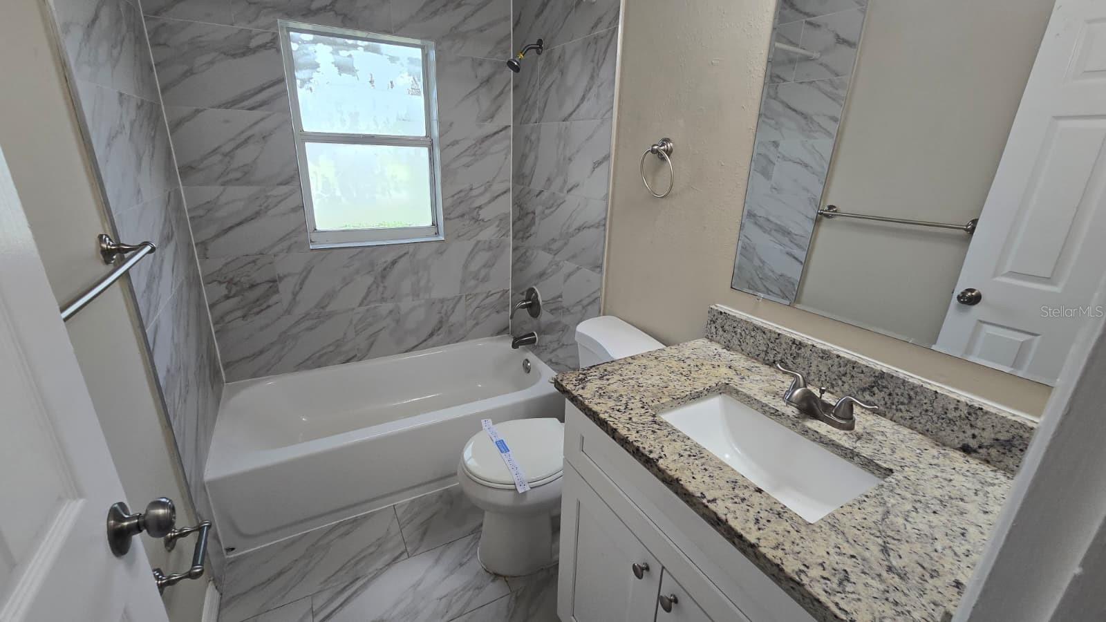 Image 8 of 15 For 1496 Belcher Road S