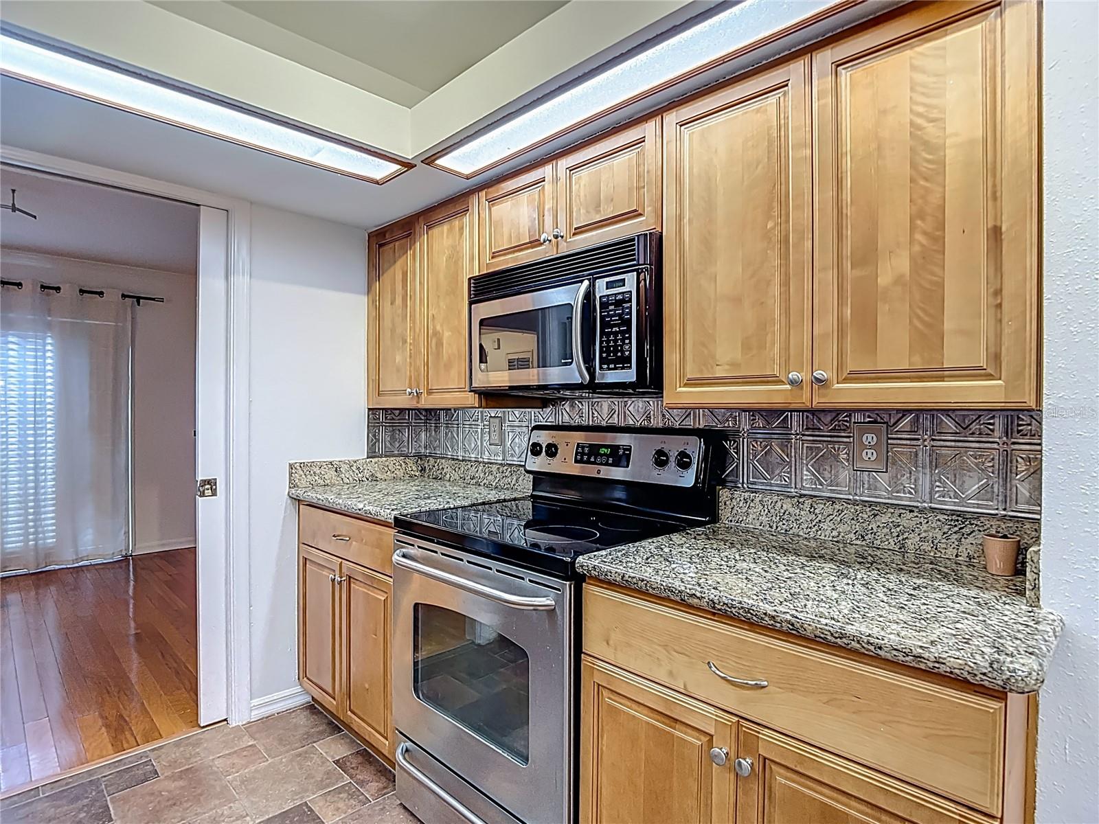 Image 16 of 82 For 4520 Gray Street