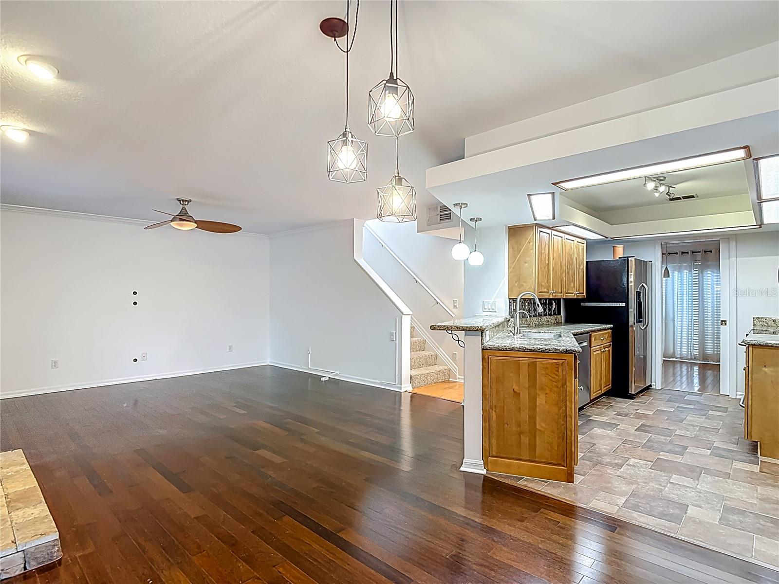 Image 22 of 82 For 4520 Gray Street