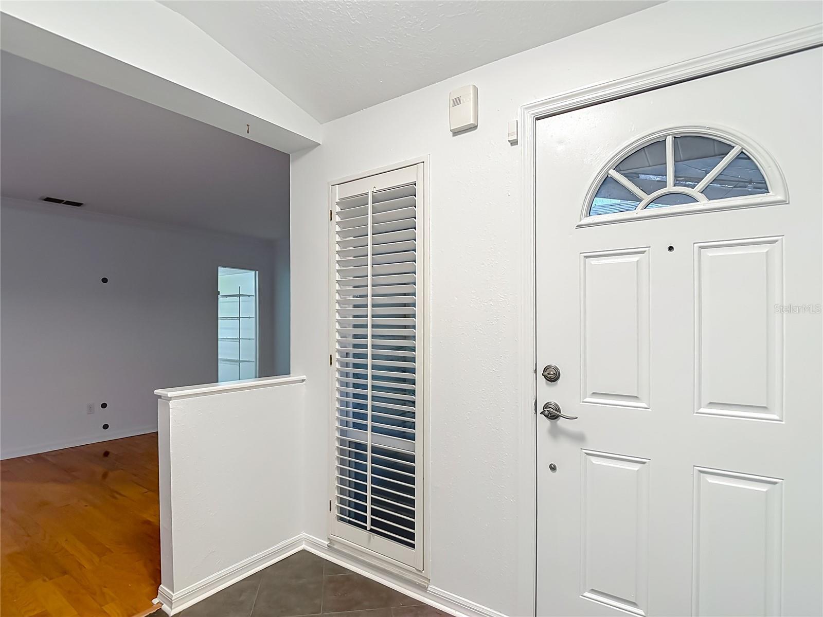 Image 6 of 82 For 4520 Gray Street