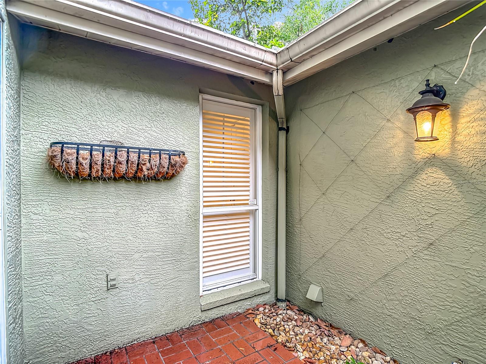 Image 72 of 82 For 4520 Gray Street