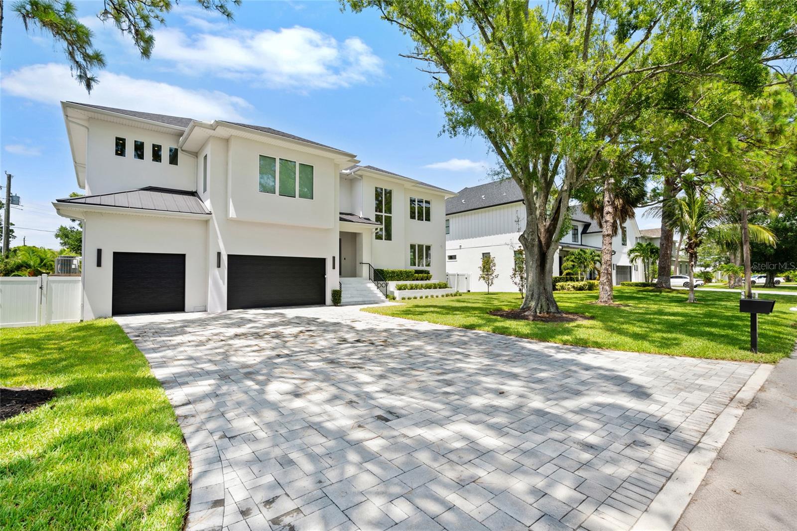 Image 2 of 65 For 5007 Leona Street