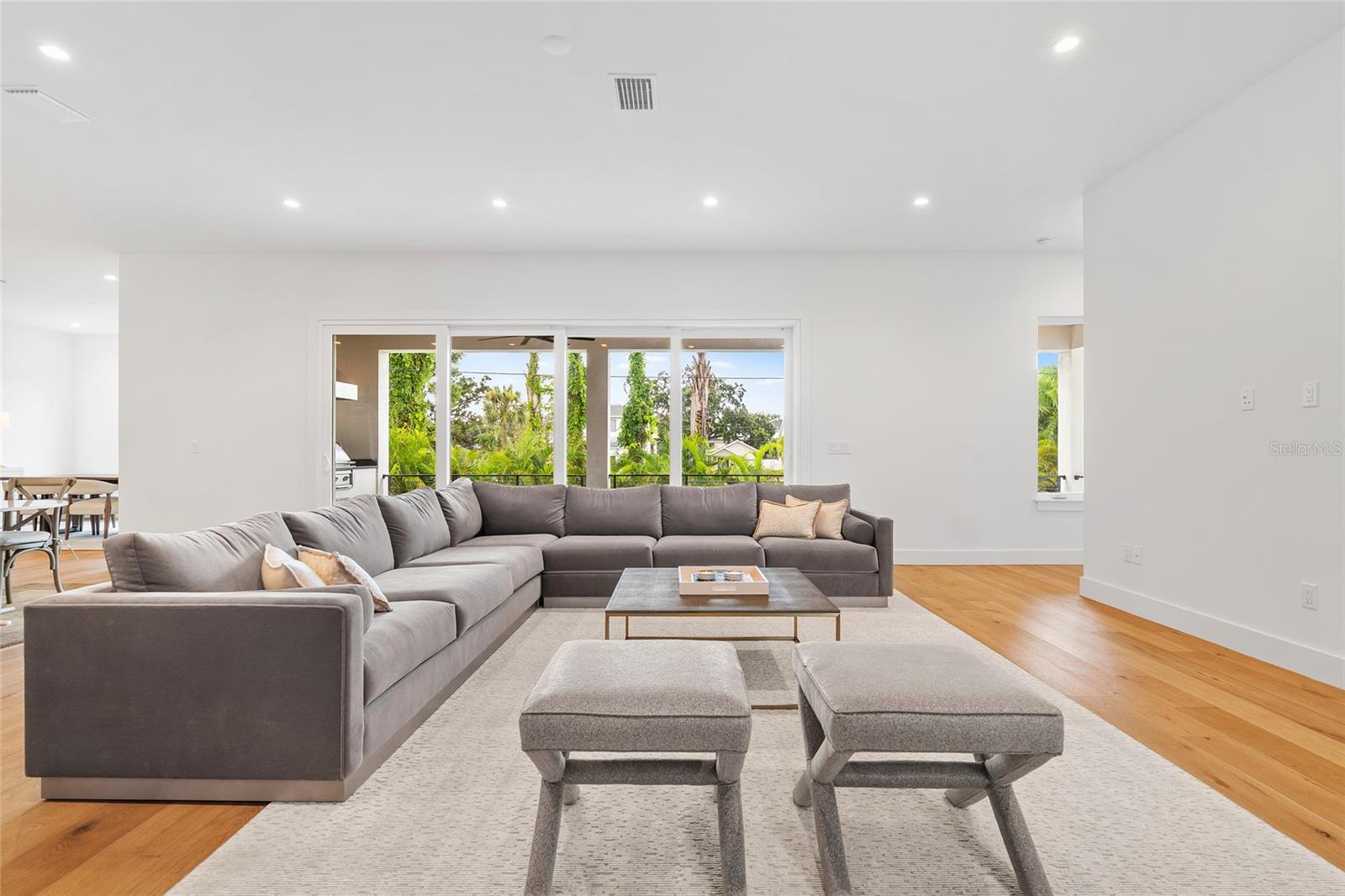 Image 5 of 65 For 5007 Leona Street