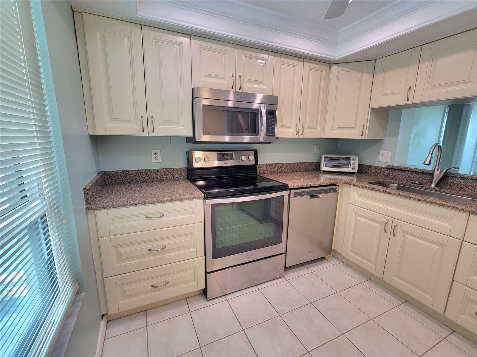 Image 2 of 23 For 2615 Cove Cay Drive 401