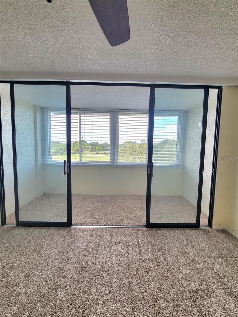 Image 4 of 23 For 2615 Cove Cay Drive 401