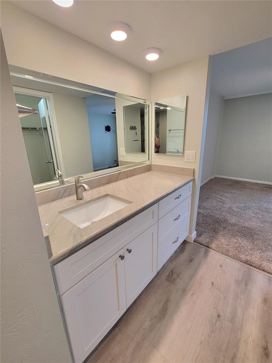 Image 9 of 23 For 2615 Cove Cay Drive 401