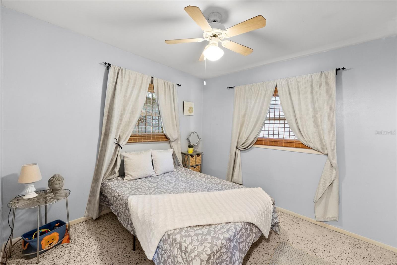 Image 15 of 38 For 10602 105th Street