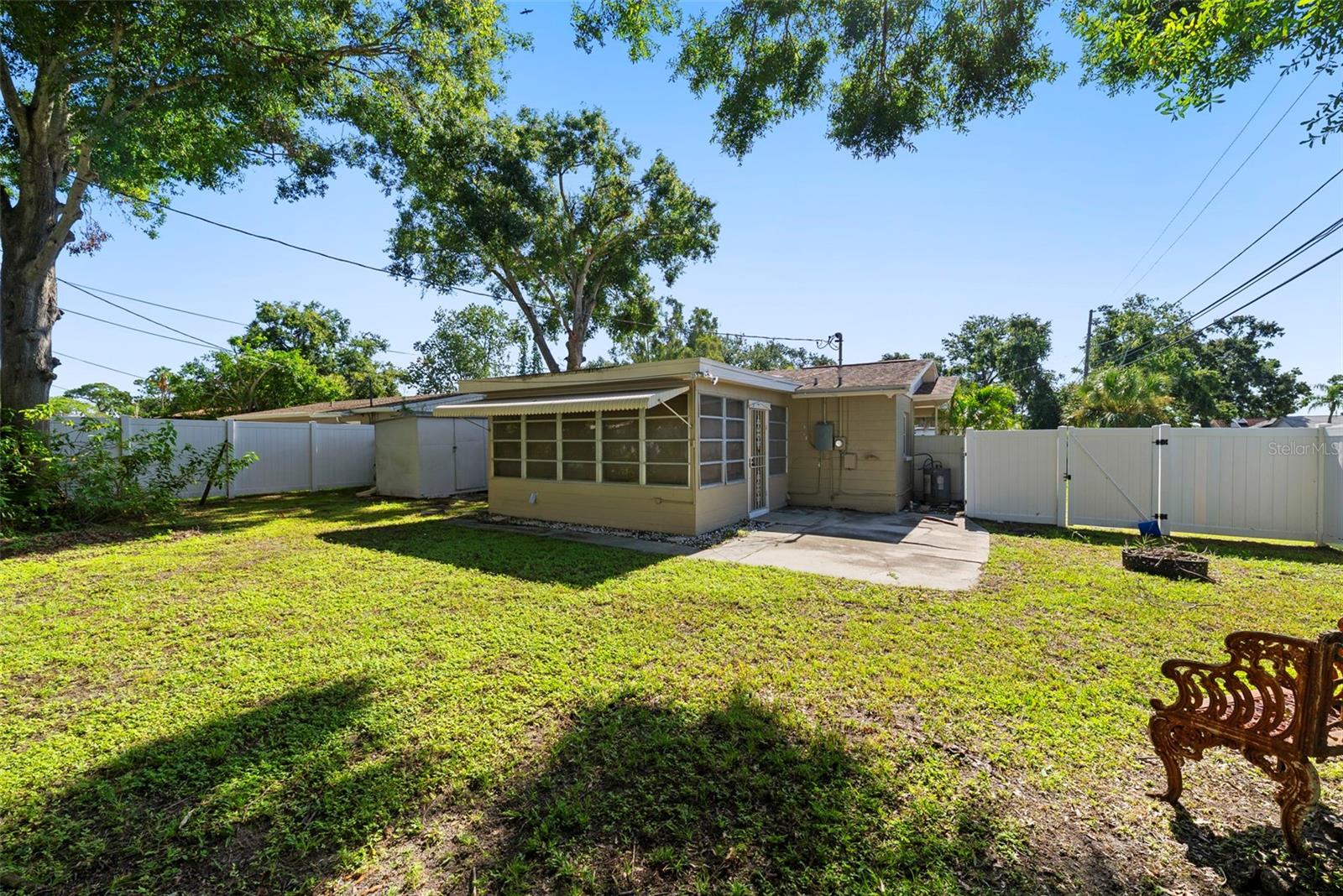 Image 23 of 38 For 10602 105th Street