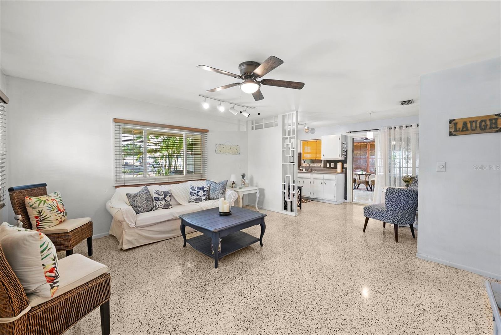 Image 4 of 38 For 10602 105th Street