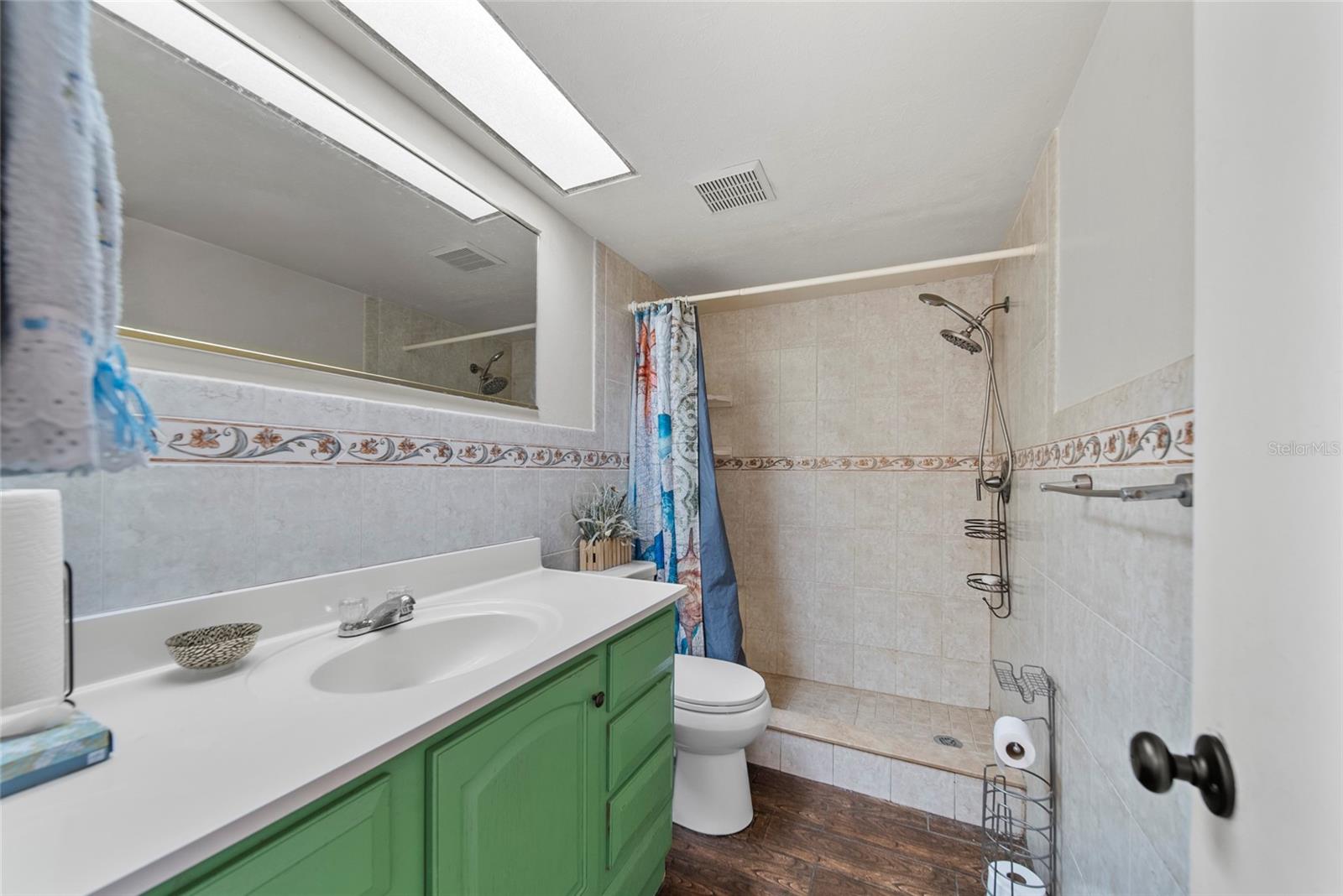 Image 14 of 29 For 7209 Woodbrook Drive