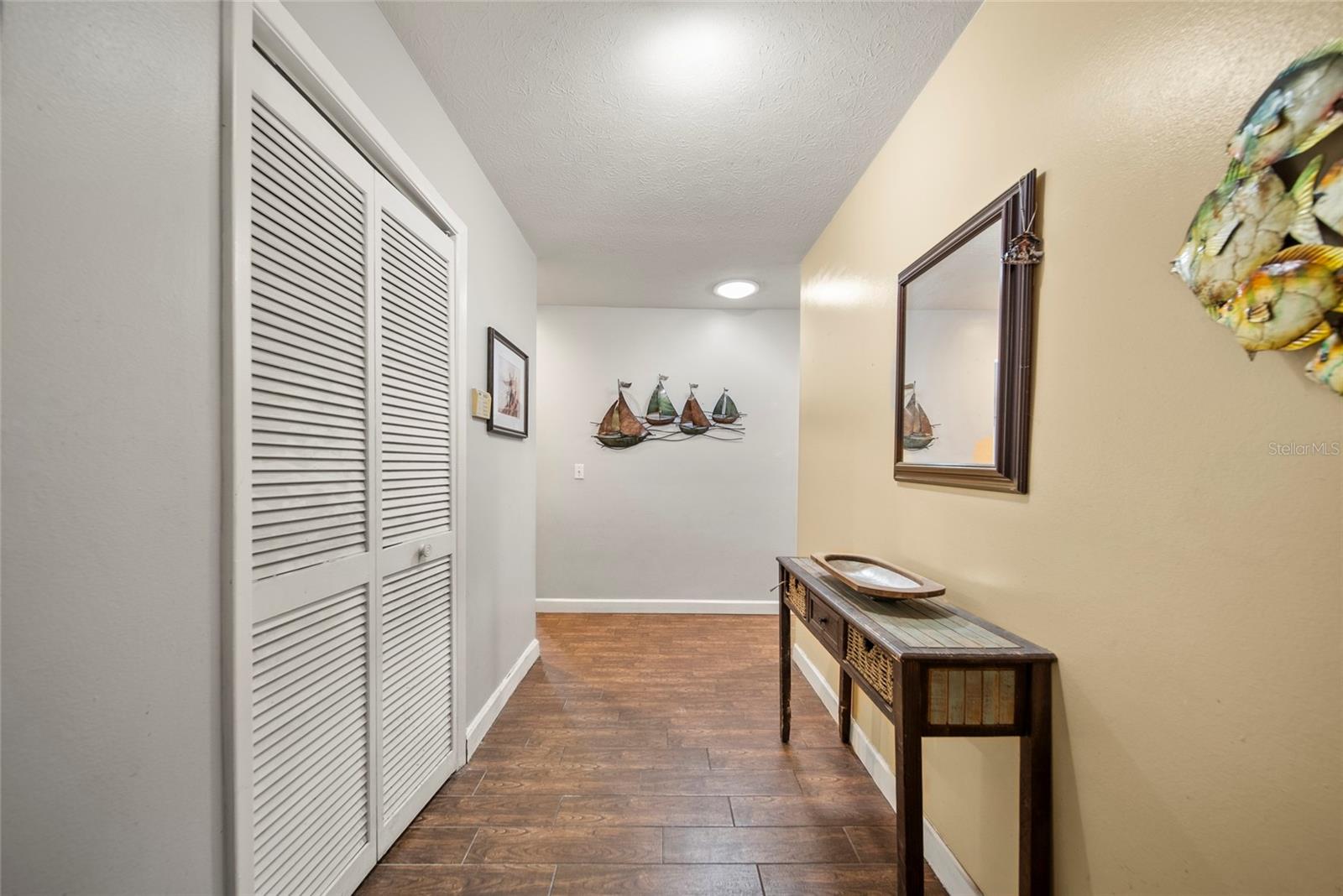 Image 6 of 29 For 7209 Woodbrook Drive