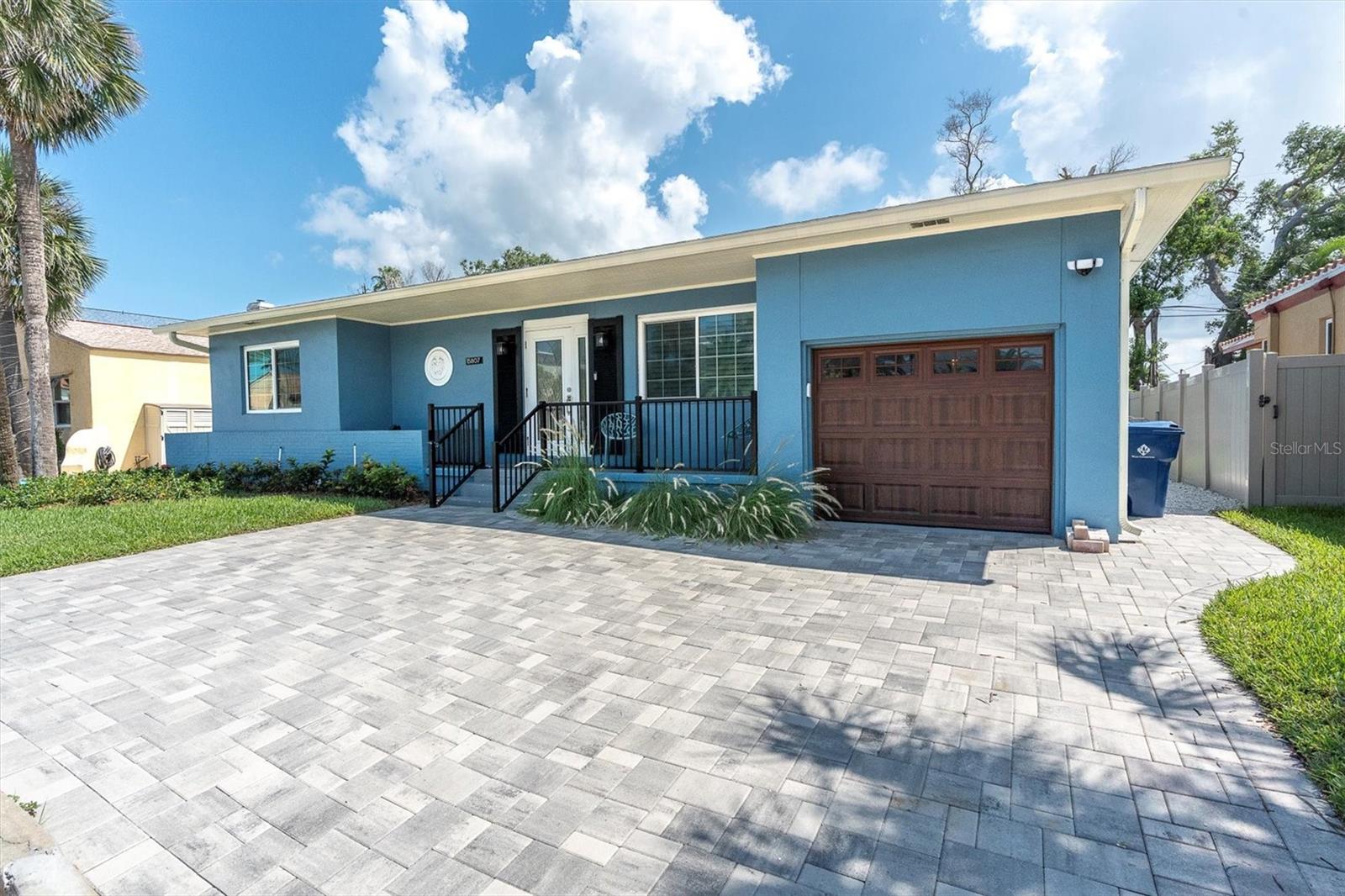Details for 15807 Gulf Boulevard, REDINGTON BEACH, FL 33708
