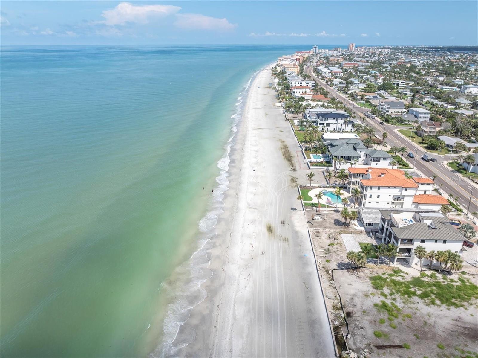 Image 31 of 33 For 15807 Gulf Boulevard