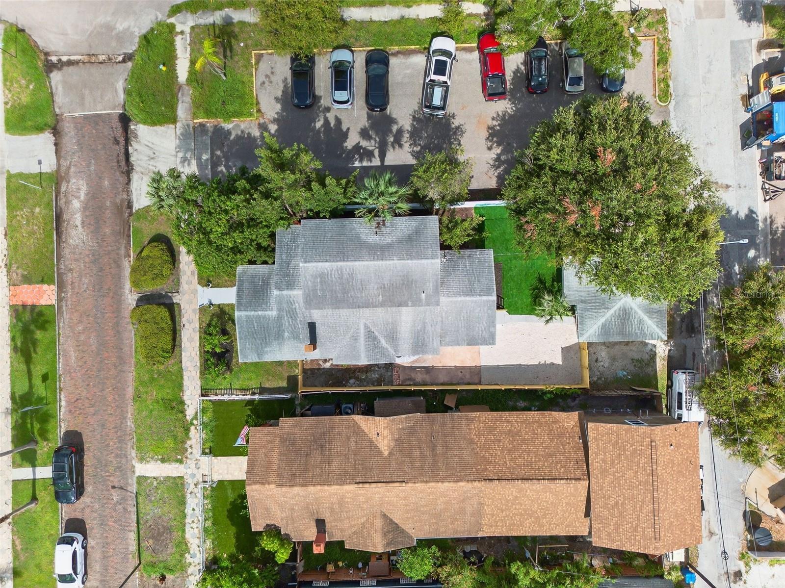Listing photo id 65 for 3053 2nd Avenue N