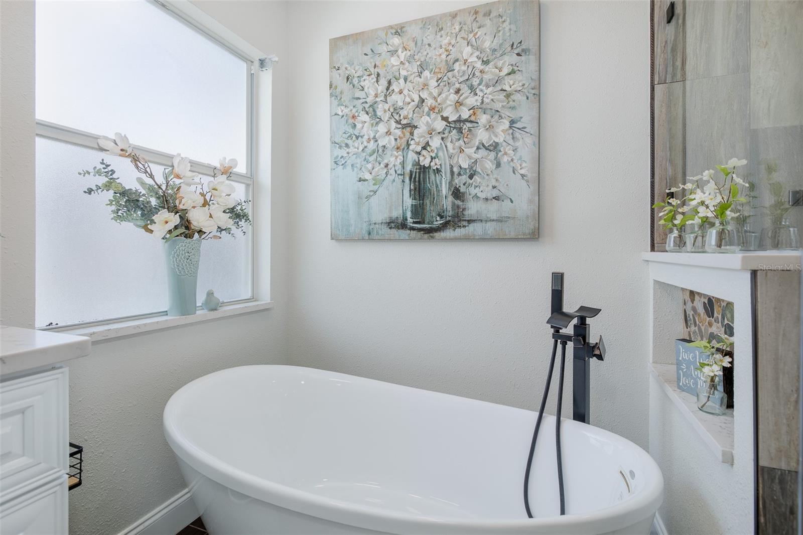 Image 30 of 66 For 11012 Oyster Bay Circle