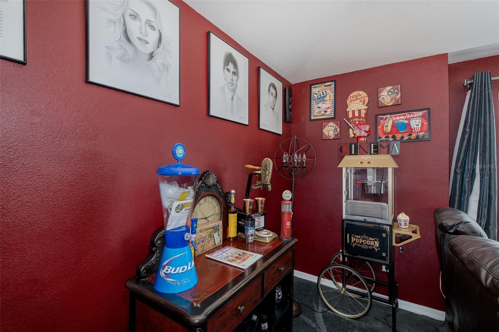 Image 34 of 66 For 11012 Oyster Bay Circle