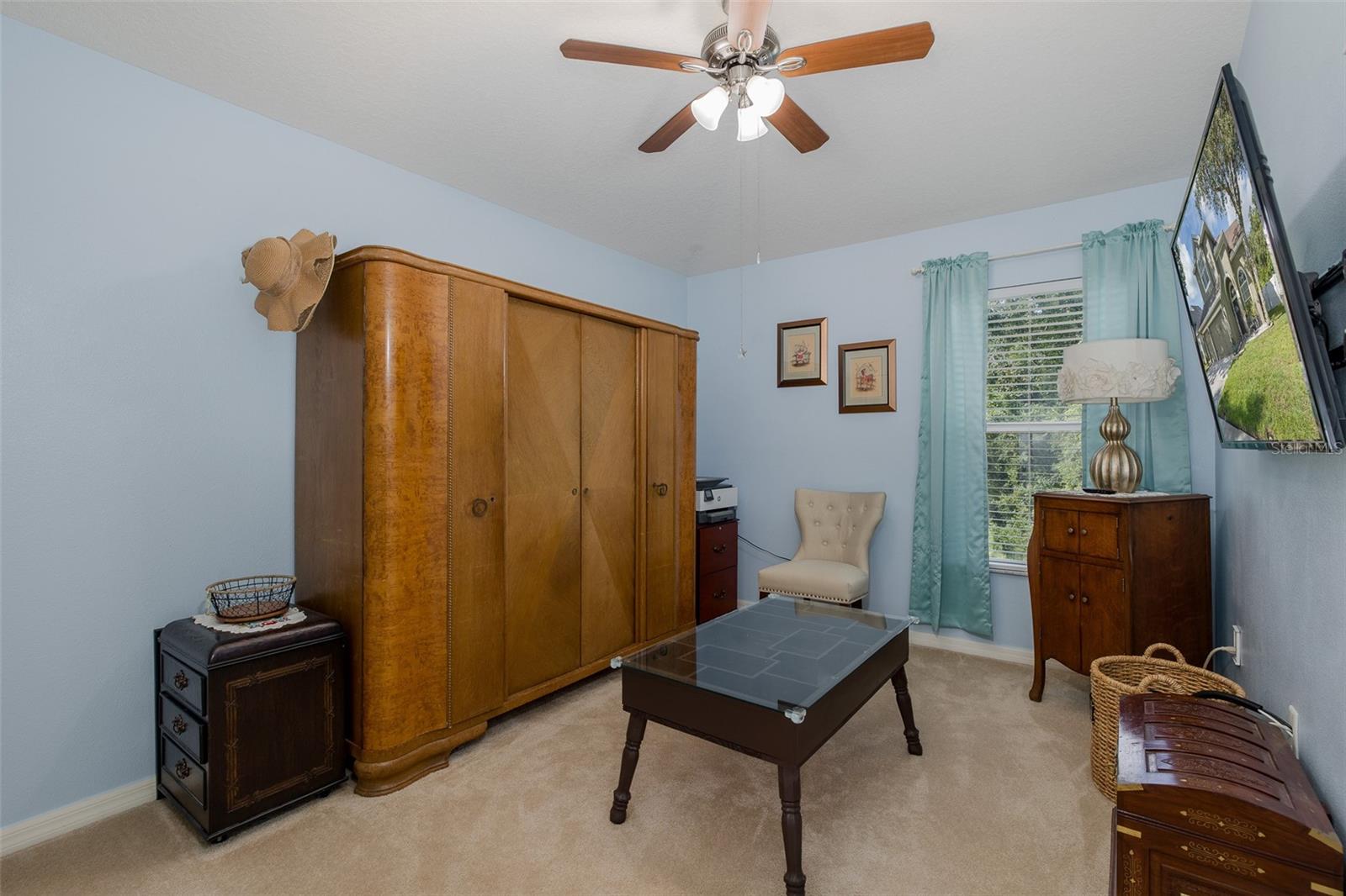Image 36 of 66 For 11012 Oyster Bay Circle