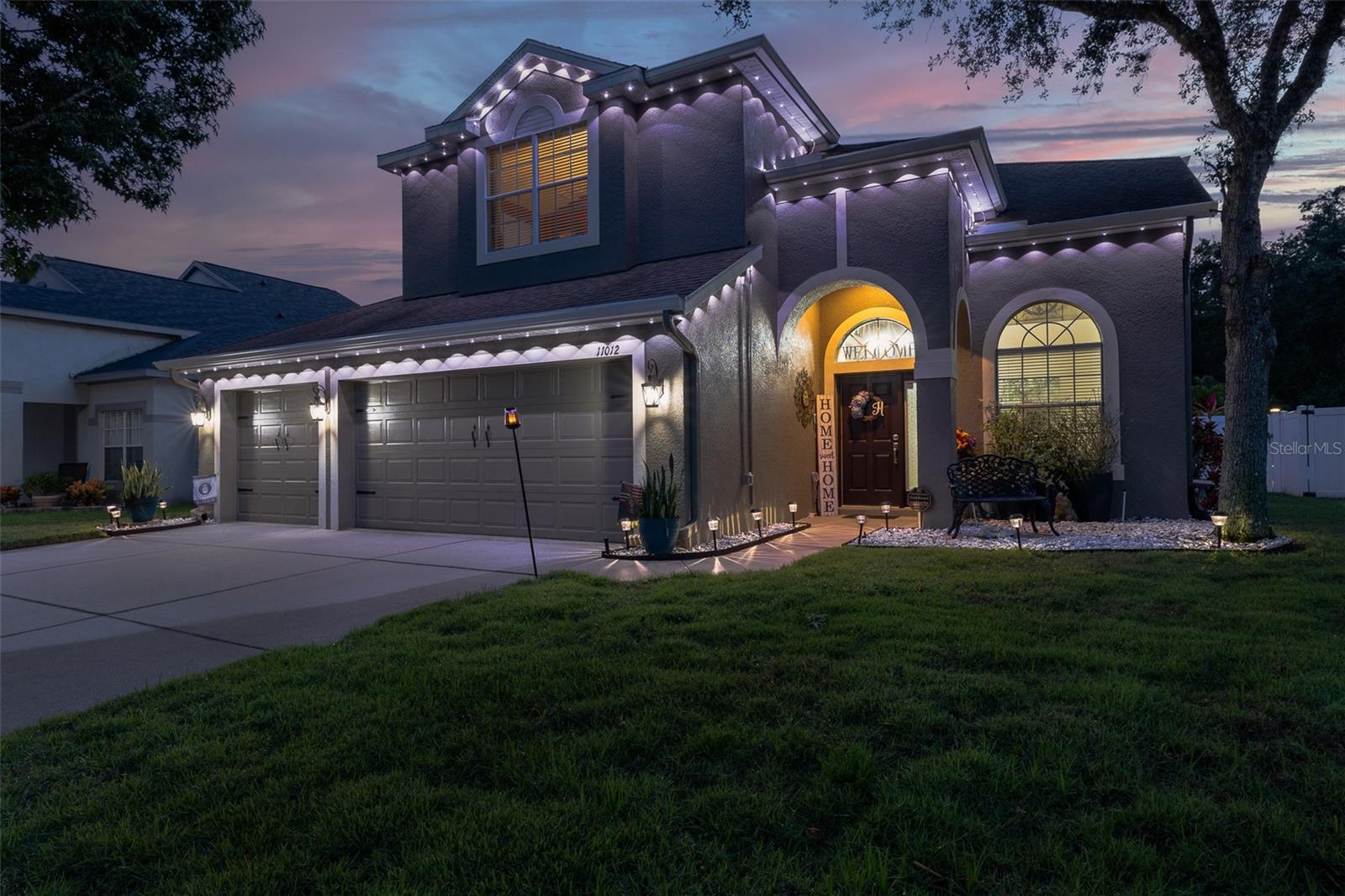 Image 4 of 66 For 11012 Oyster Bay Circle