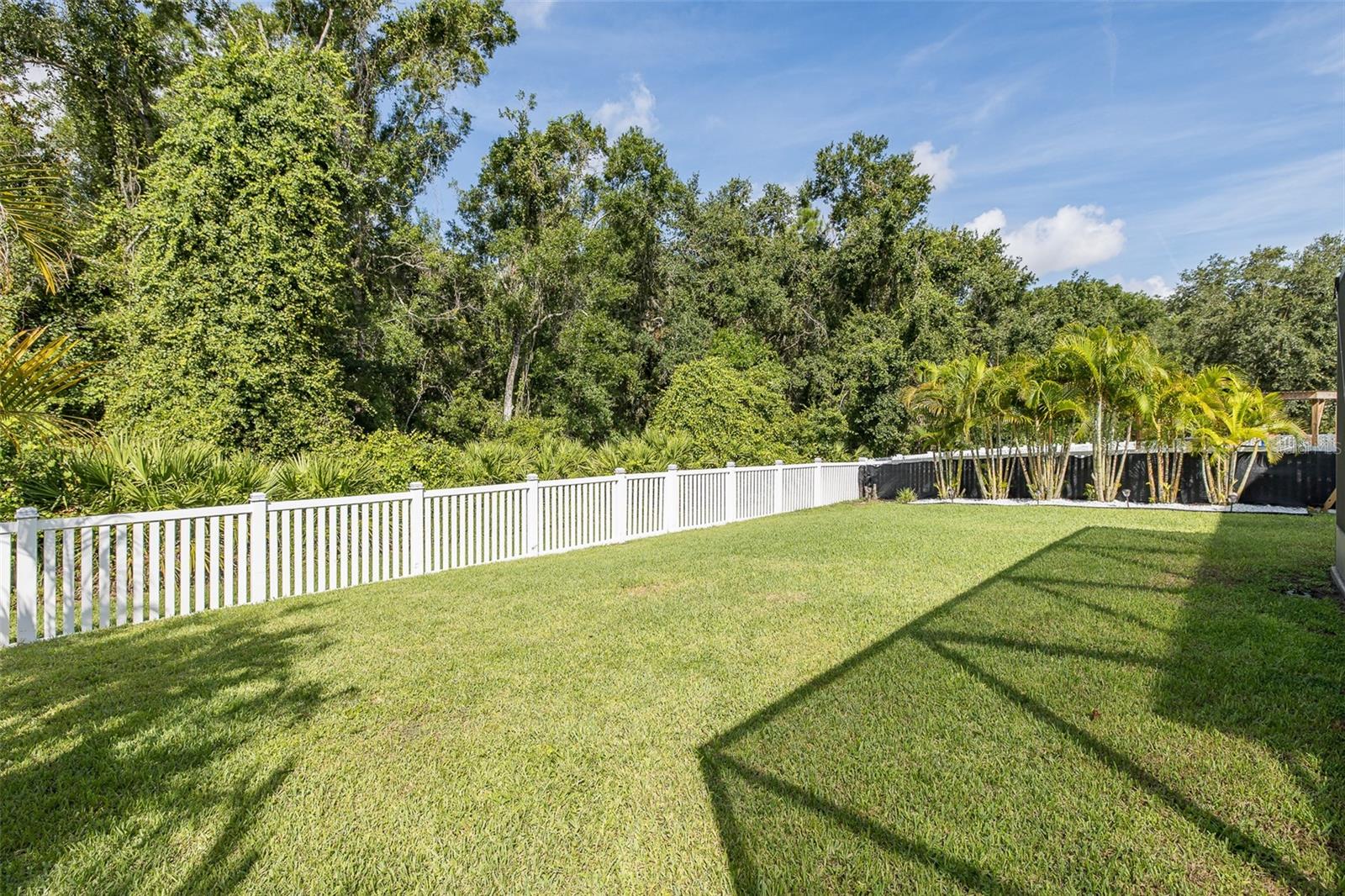 Image 47 of 66 For 11012 Oyster Bay Circle