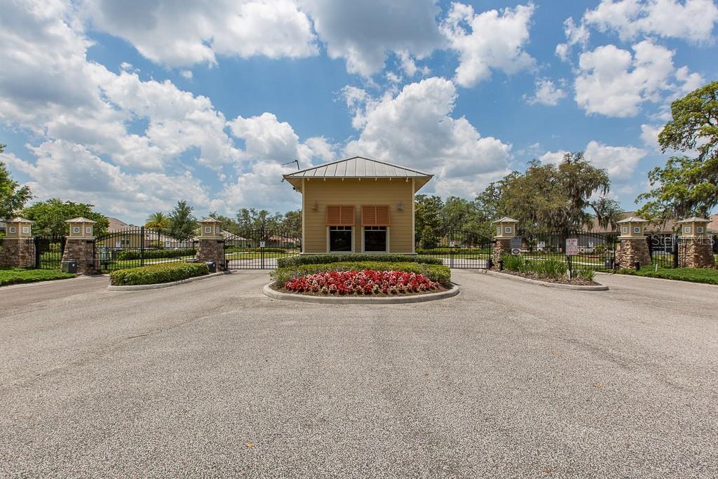 Image 54 of 66 For 11012 Oyster Bay Circle