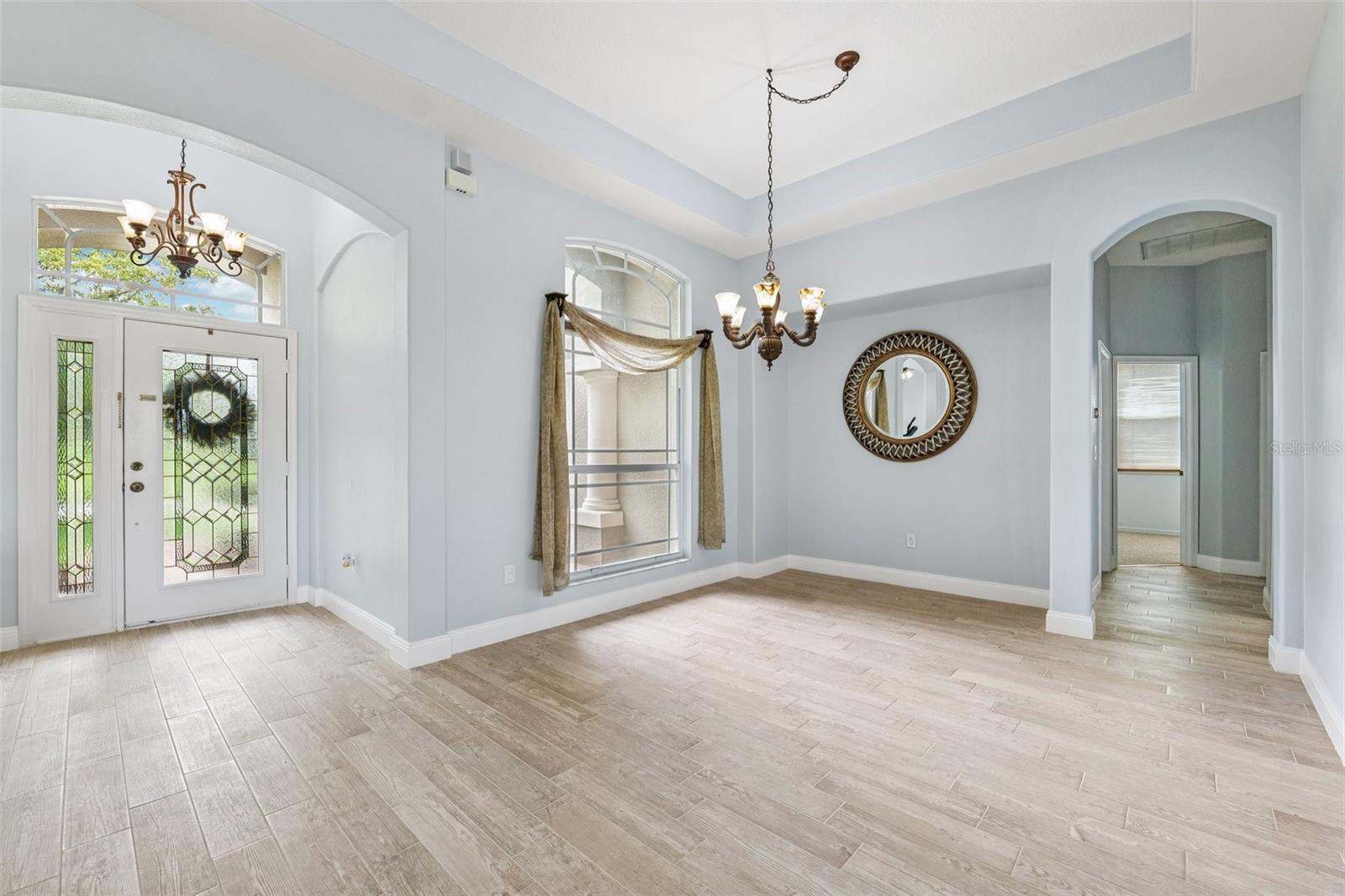 Image 7 of 52 For 13049 Thoroughbred Drive