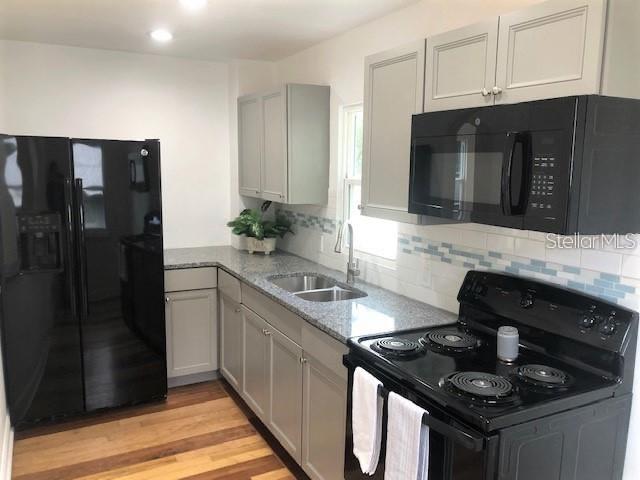 Image 7 of 14 For 2220 1-2 5th Avenue N