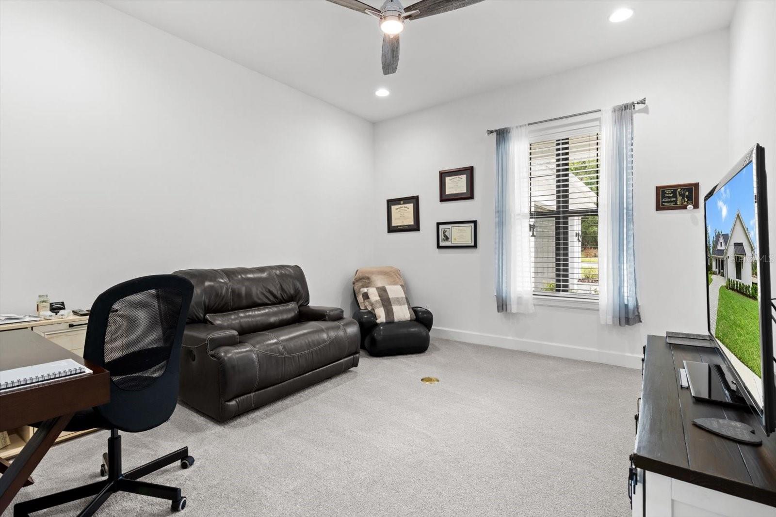 Image 14 of 41 For 4505 Hickory Oak Drive