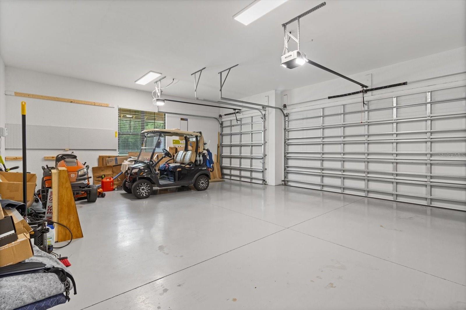 Image 32 of 41 For 4505 Hickory Oak Drive