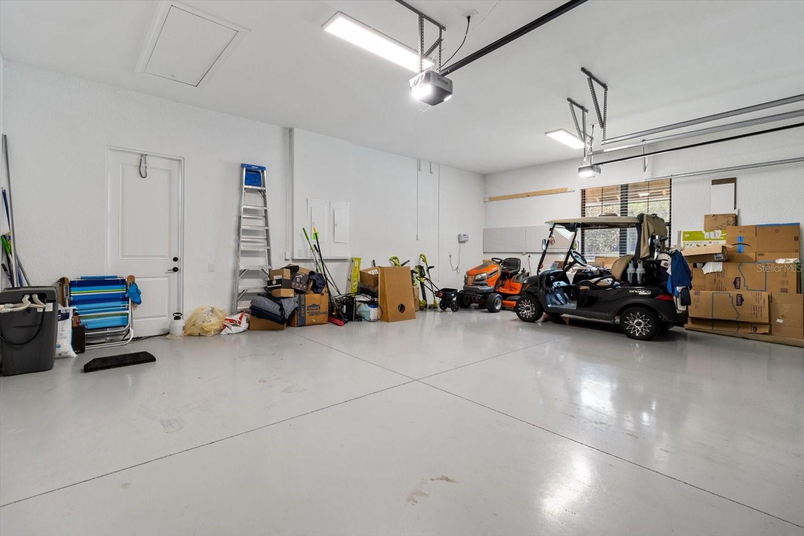 Image 33 of 41 For 4505 Hickory Oak Drive
