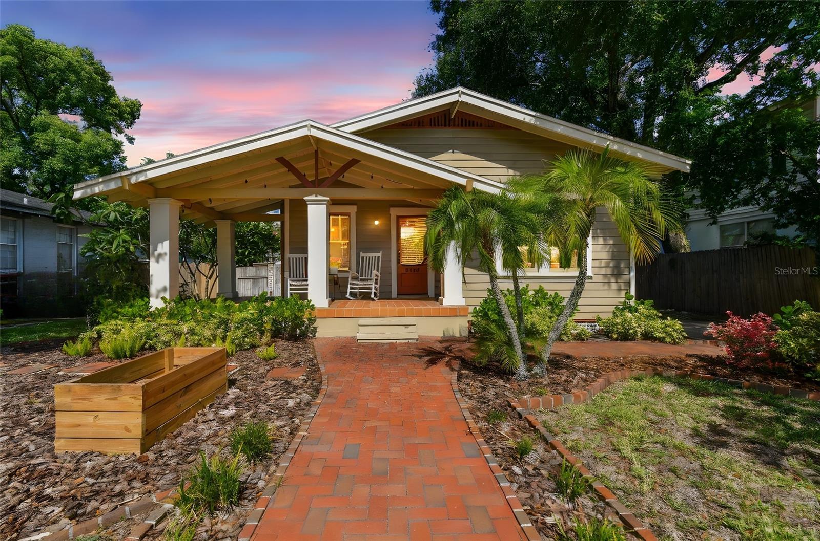 Listing photo id 28 for 6008 Branch Avenue