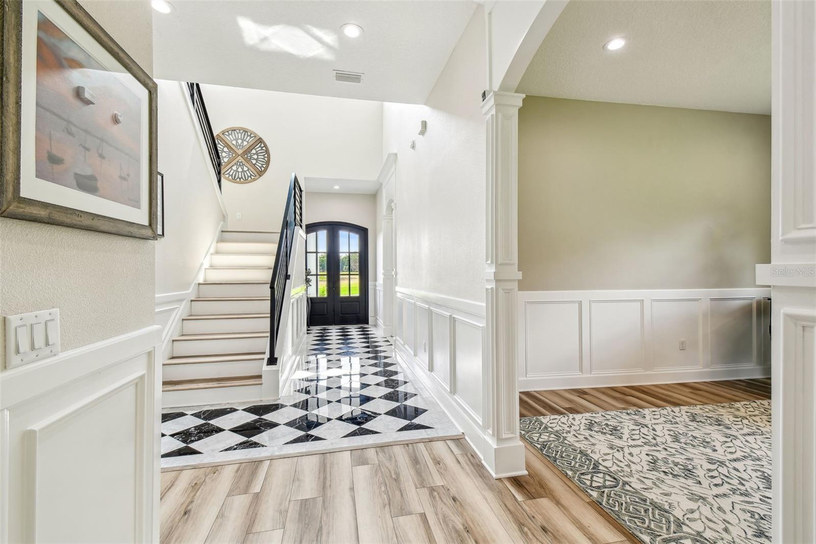 Image 10 of 100 For 13711 Lussier Lane