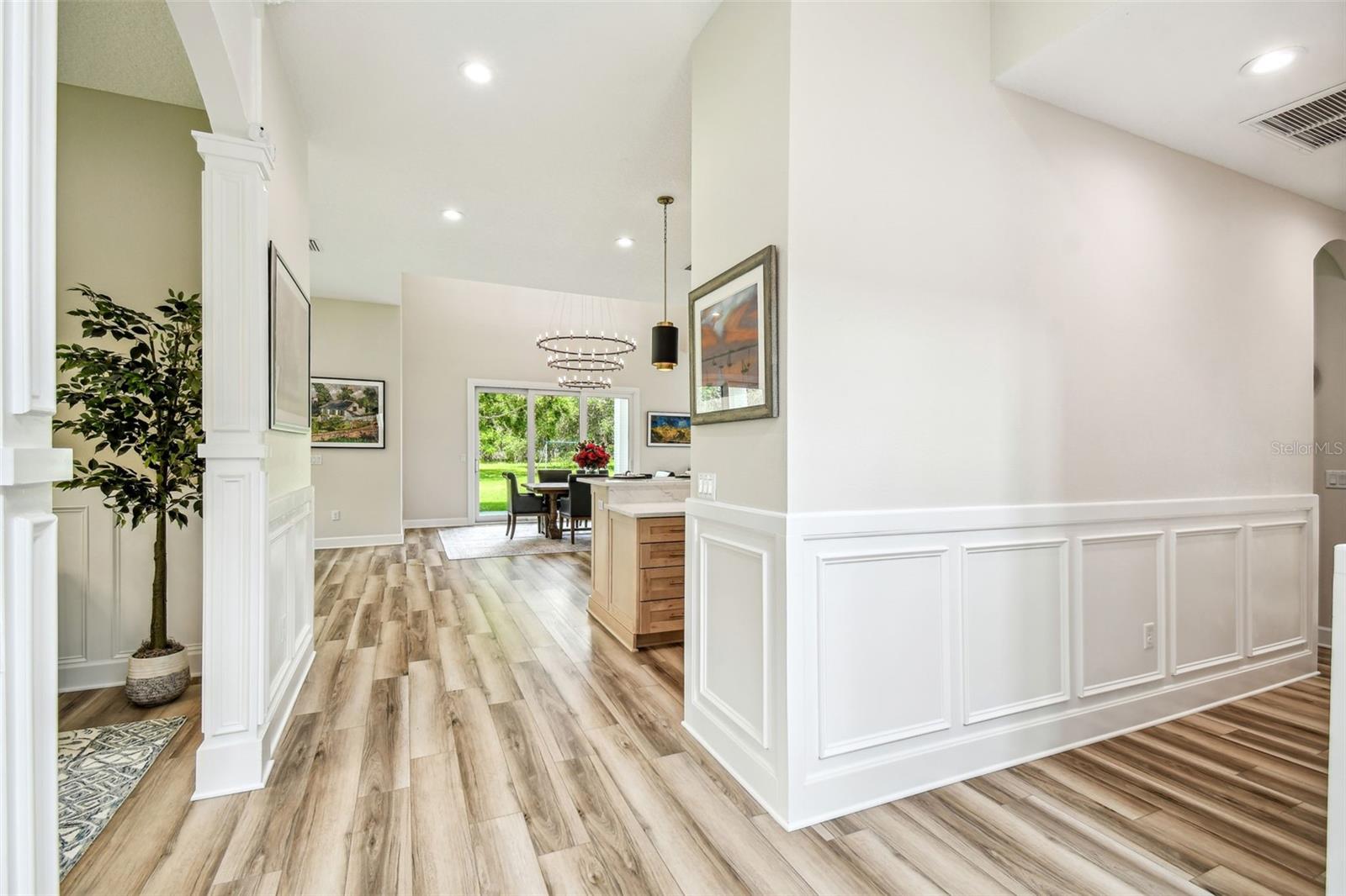 Image 14 of 100 For 13711 Lussier Lane