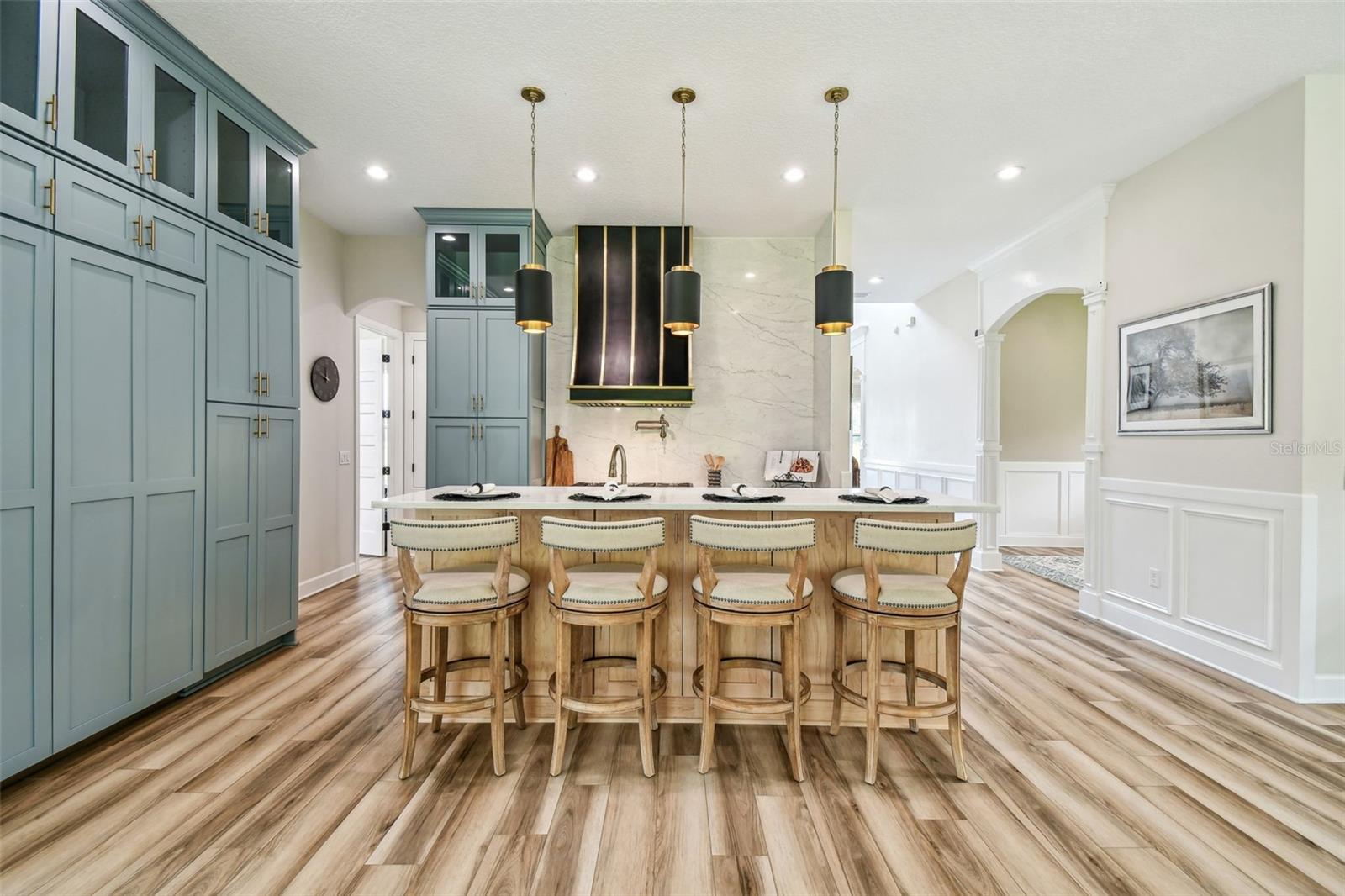 Image 22 of 100 For 13711 Lussier Lane